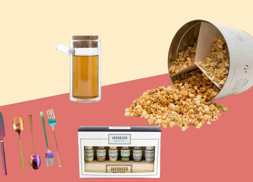 Caramel corn, rainbow flatware, salt gift set, Ora tea pot