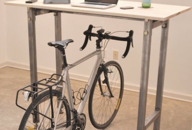 The Kickstand Desk