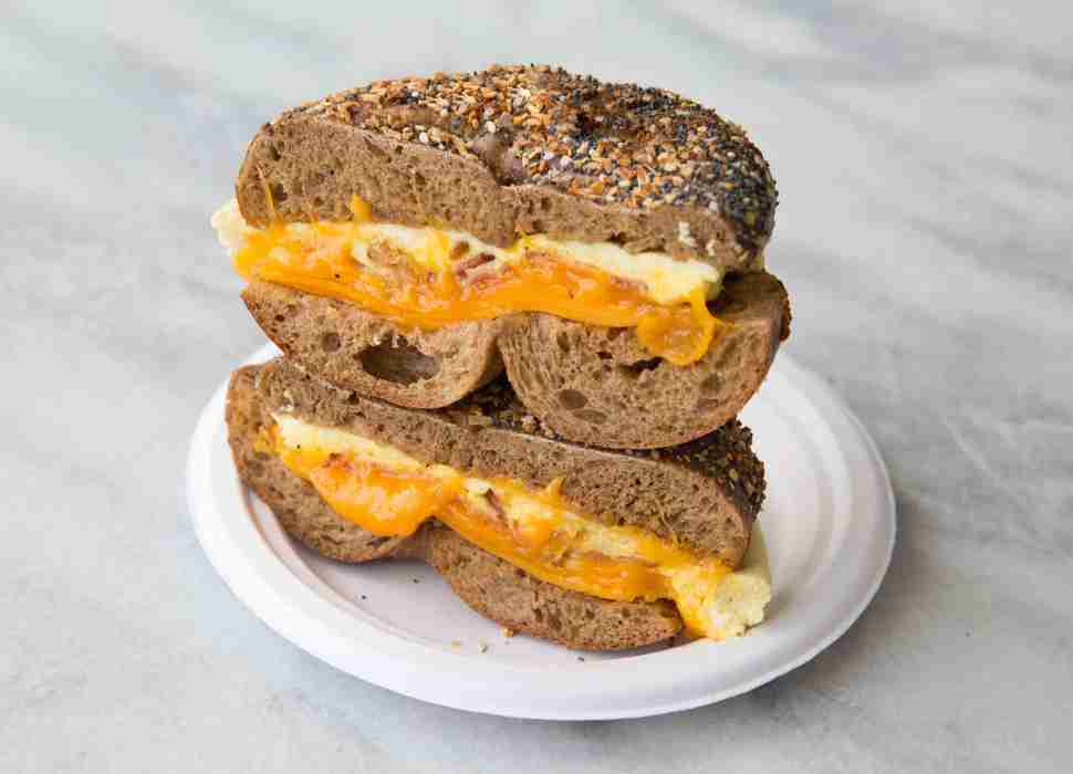 ess a bagel nyc