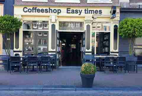 Easy Times coffeeshop amsterdam