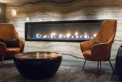 lh 21 chicago fireplace