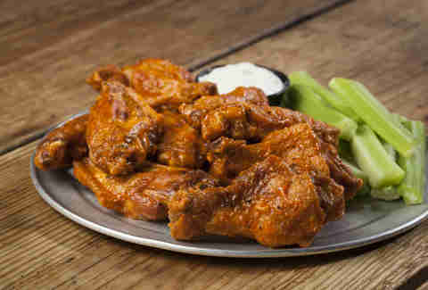 pluckers wings