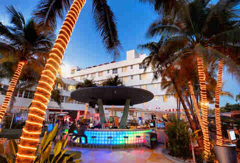 THE CLEVELANDER