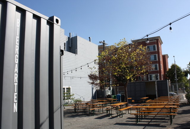 A wunderbar outdoor food and drink-ery 