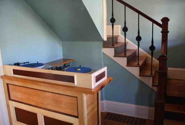 Beech St. Parlor