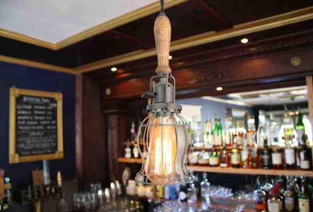 Beech St. Parlor