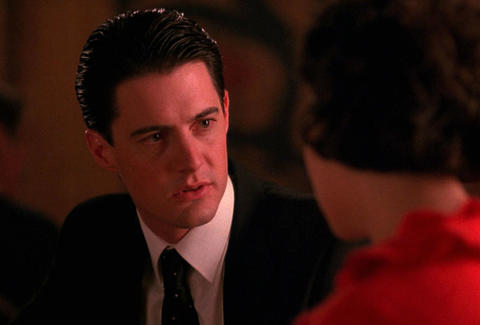 No spoilers! 'Twin Peaks' premiere urges guests to keep secret