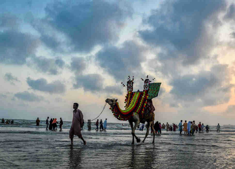 Karachi Clifton Beach