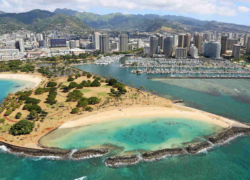 Ala Moana Beach Park