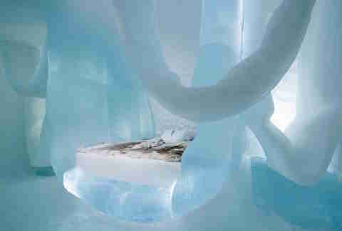 ice hotel sweden arctic circle