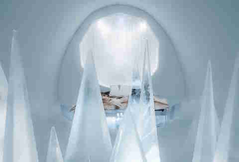 ice hotel sweden arctic circle