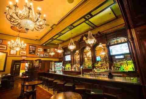 Ri Ra Irish Pub