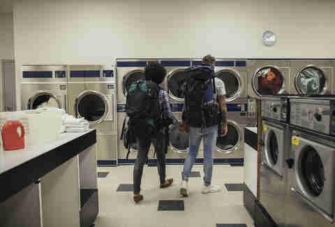 backpackers doing laundry