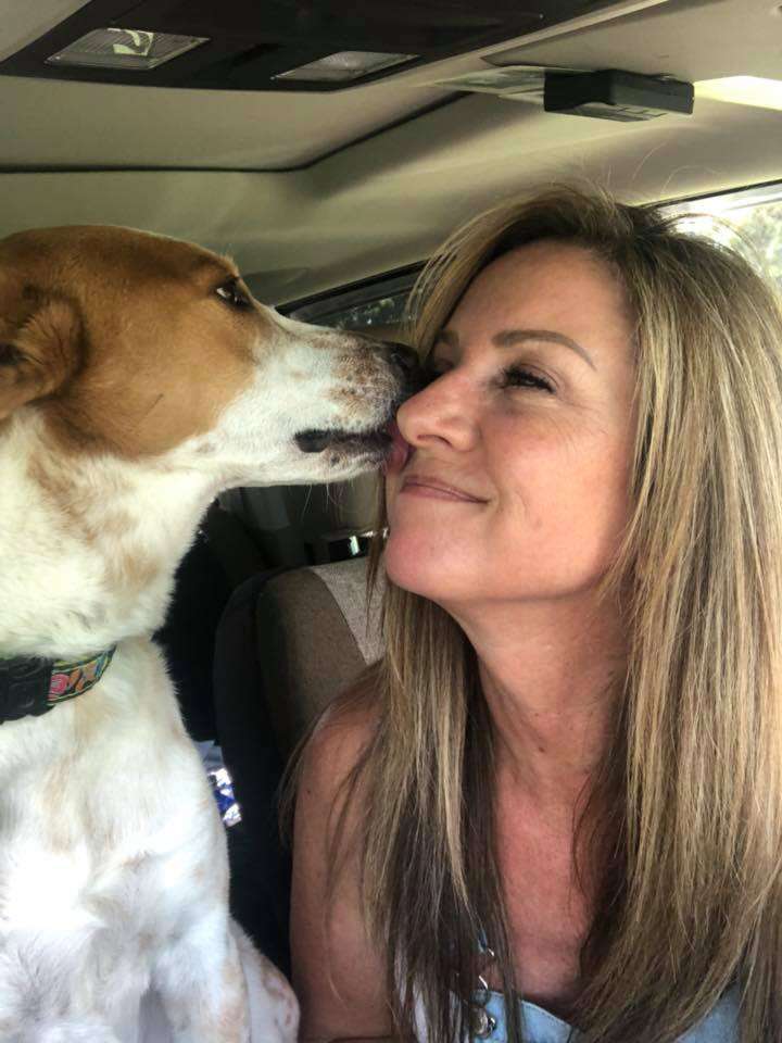 Woman Sees Squirrel With Overgrown Teeth And Knows She Has To Help