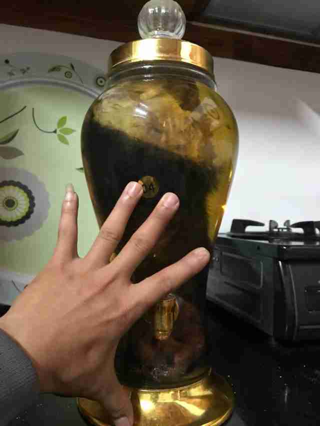 Bear paw wine ad on Facebook that led to bust in Vietnam