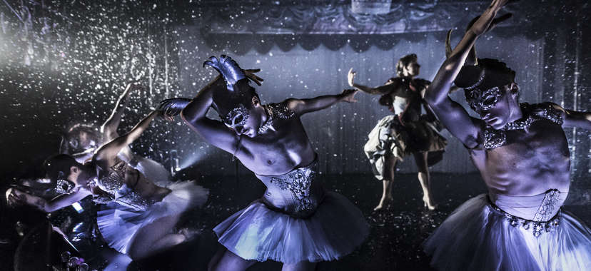 nutcracker rouge