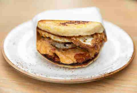 breakfast sandwich