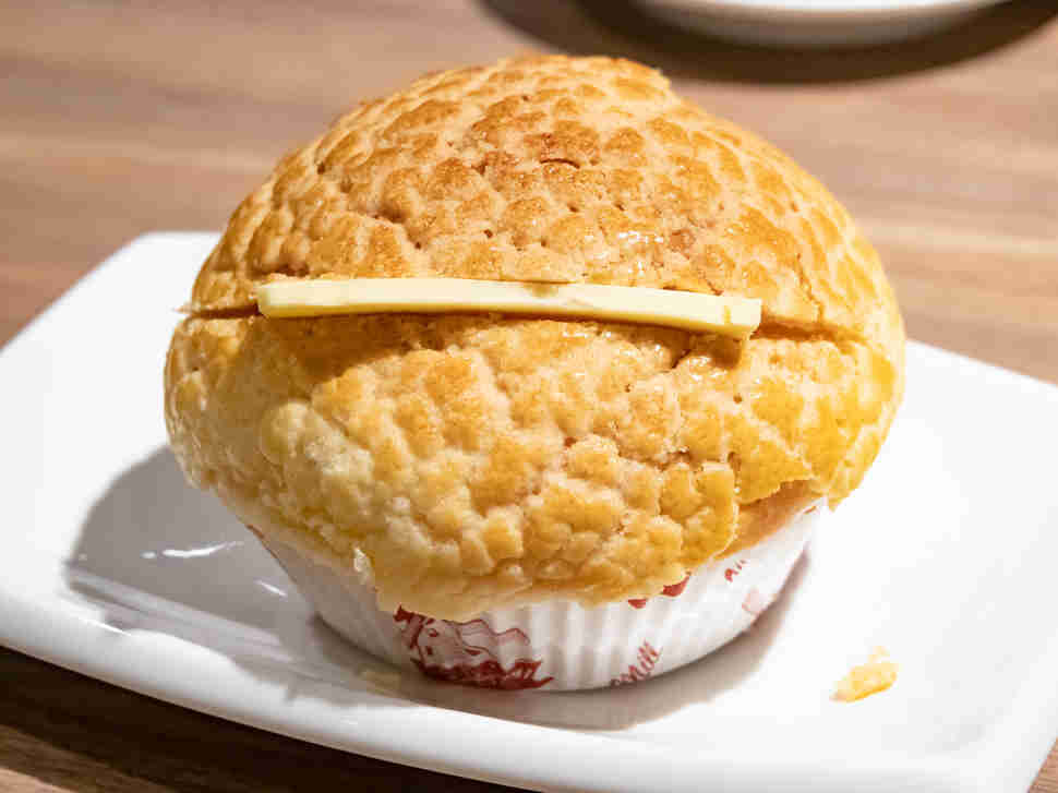pineapple bun boh loh bao