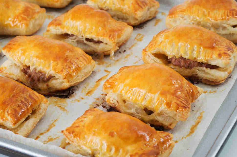 pate chaud vietnamese pastry pie