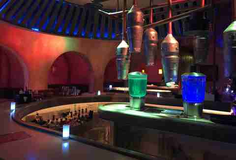 Scum and Villainy Cantina