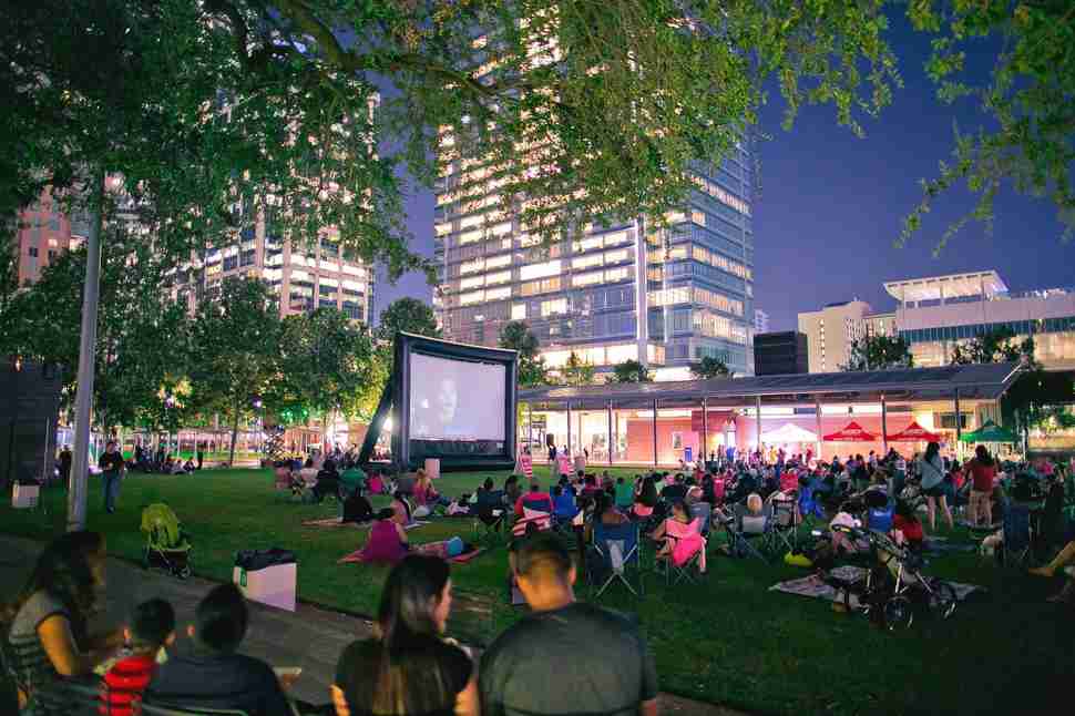 discovery green movie night