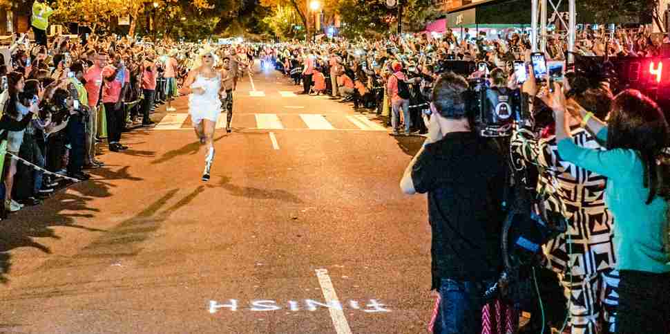 17th Street High Heel Race