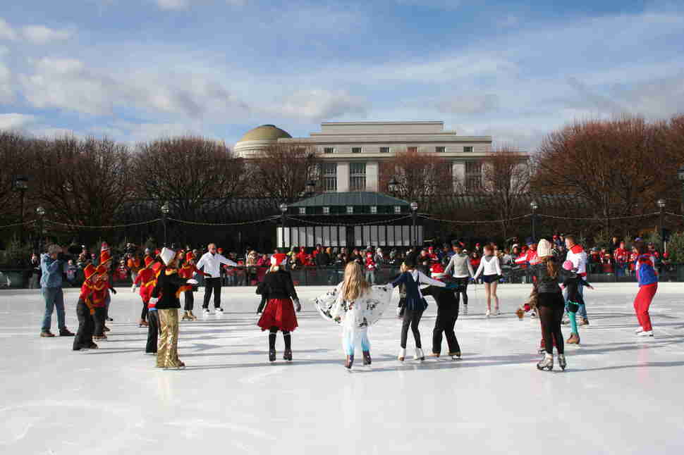 sculpture garden ice skating