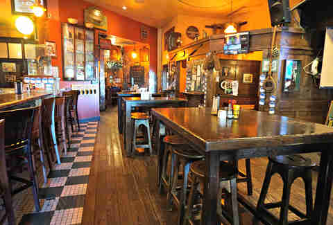 McMullan's Irish Pub