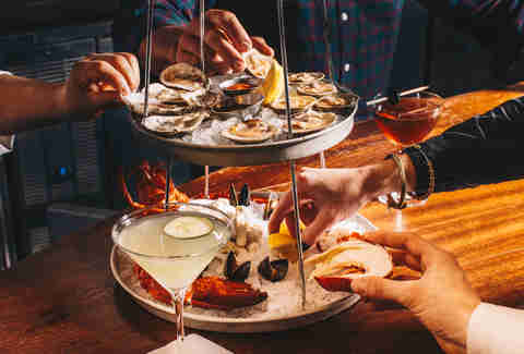 Dock's Oyster House