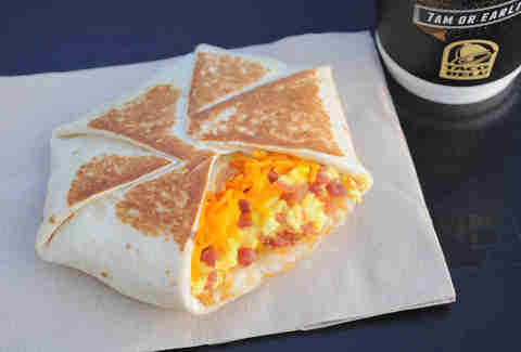 taco bell breakfast crunchwrap hash browns cheese eggs bacon