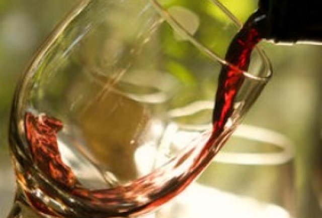Vinos In The Grove