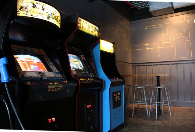 10 Bars With Extracurricular Activities