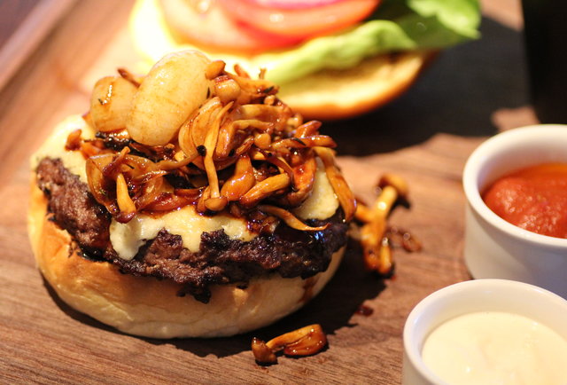 Good eats return to the Ritz