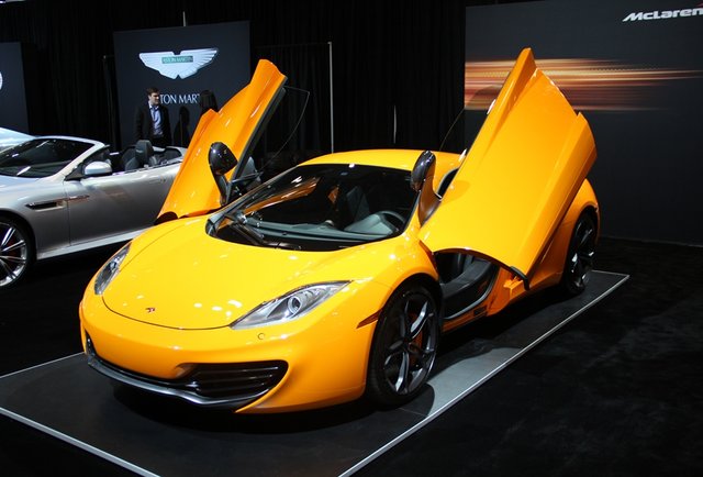 McLaren MP4-12C