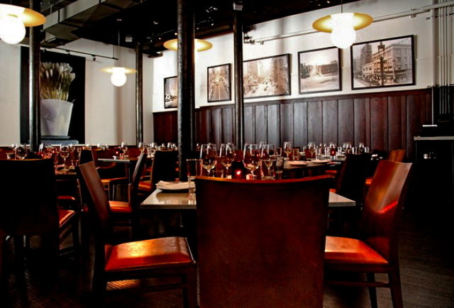 Burritt Tavern