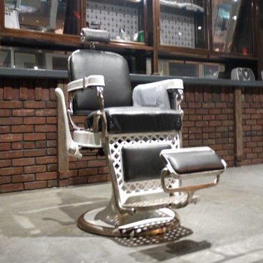 Francis The Duke's Barber Co.