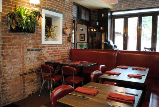 Manhattan grub gets brotherly loved