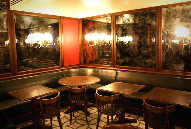 Les Deux Salons