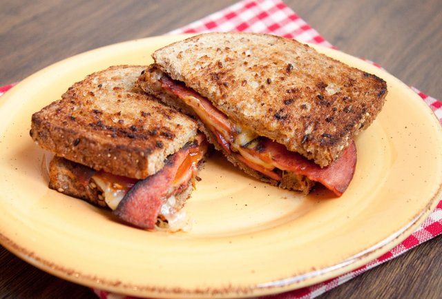43) Bologna Sandwich