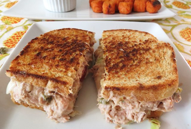 35) Tuna Melt