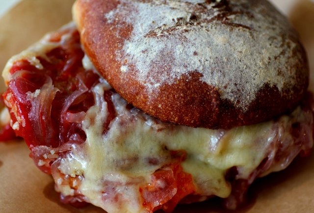 20) Meatloaf Sandwich