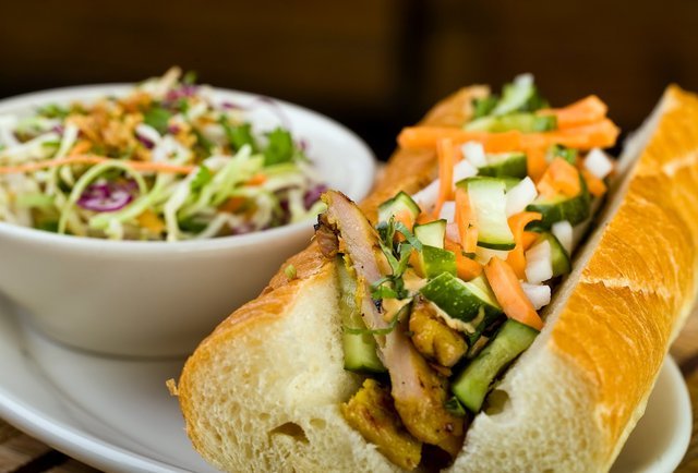 7) Bahn Mi