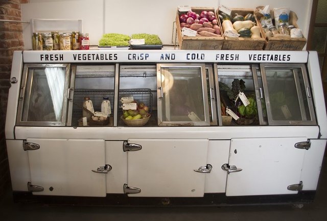 LoHi coffee shop markets itself