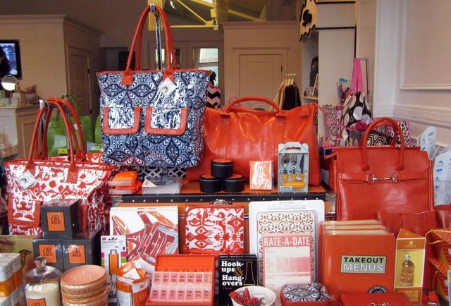 Customizable totes for... um... toting