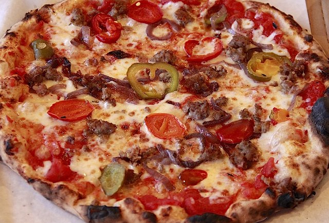 Handsome Pizza