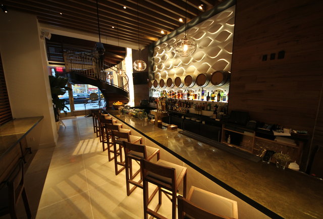 Tommy Bahama Manhattan Island