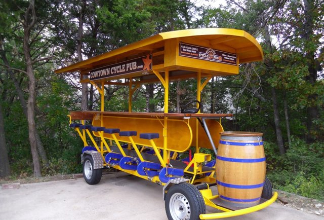Cowtown Cycle Pub