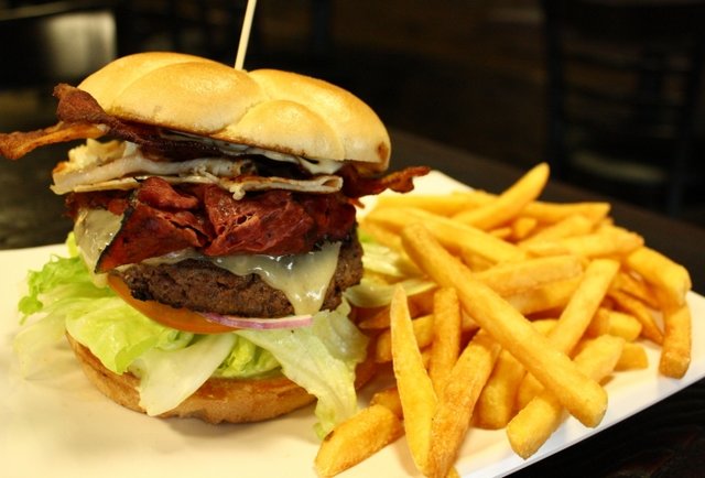 Anny's Fine Burger, LA