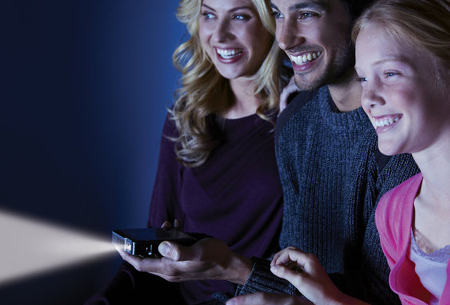 HDMI Pocket Projector