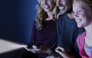 HDMI Pocket Projector